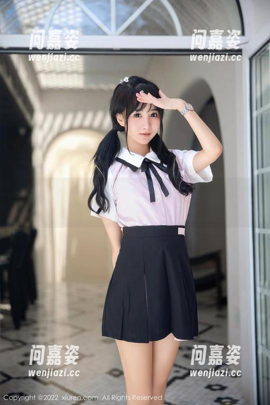 秀人网-软糖爱喝奶 秀人网 - 礼服时光:软糖爱喝奶绽放的作品集与你分享