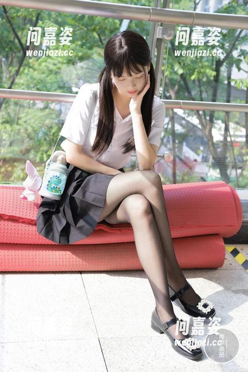 稚乖画册-赤西夜夜 稚乖画册 - 赤西夜夜的女王新姿势,更新到嗨!