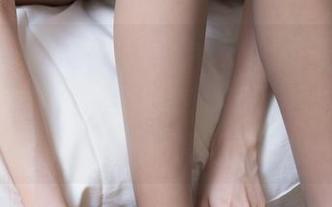 紧急企划 – 这个“见希w”，不得不说，白丝学生服真的为图库增添了不少福利，Achieve高清感。