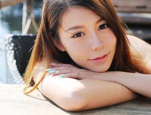 美媛馆 – 仓井优香106首户外精选套图，风越来越大了，真要滑走吗？