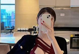 微密圈 – 脸红Dearie的私拍作品，真是把我带进了一个“美到炸裂”的次元。