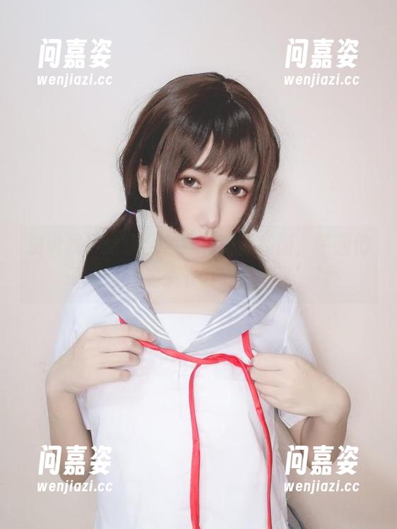 别说我只给你全套雅儿贝德私服，芋圆侑子还特意加了下载的‘惊喜’！