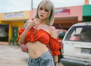 菠萝社 – 柳侑绮Sevenbaby的白衬衫：一场写真的简单叛乱合集