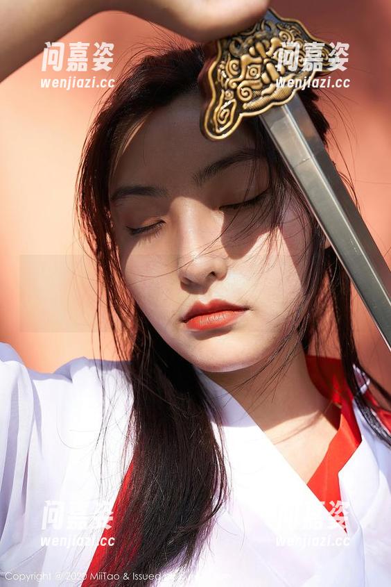 蜜桃社-Rola 蜜桃社 - Rola的油亮写真,不看真的会后悔,快下载!