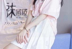 袜啵啵 – 小淳的御姐杀，随处都是美图的味道