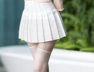 语画界 – 这短裙图包收不收？你懂的，徐莉芝Booty不会是让人无脑关注的。
