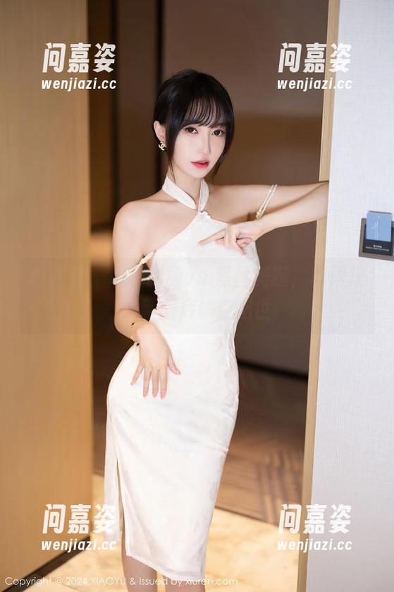 语画界 - 职场制服vs.黑丝美腿，杨晨晨最新图库横空出世