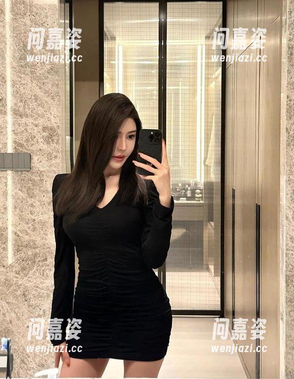 微密圈 - 这一套旗袍没懂，金希儿的姿态比书里的诗还要让我停留，图包里埋藏的点滴。