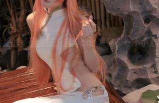 阿包也是兔娘的圣诞魔法，最新cos集锦，一不小心拆开了糖果！