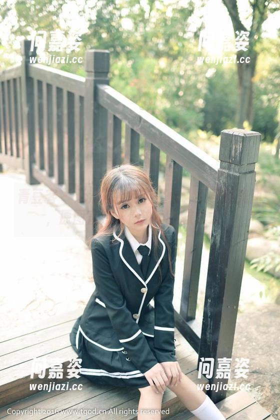 青豆客 - 无法抗拒的施忆佳：双马尾美图，原图直接让你进小女孩模式！