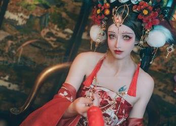 鹿八岁baby合集，身体链，这是要把链子拽得更紧的节奏吗？