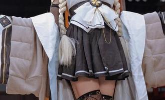喝了杯咖啡后我开始复盘“黏黏团子兔”的制服作品，太有趣啦！