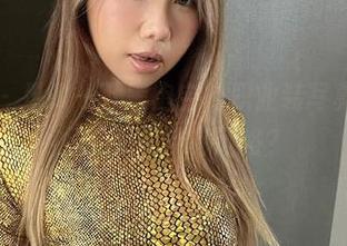 微密圈 – 见识一下黑饱宝的职业装写真，谁说打工不能持有风格？